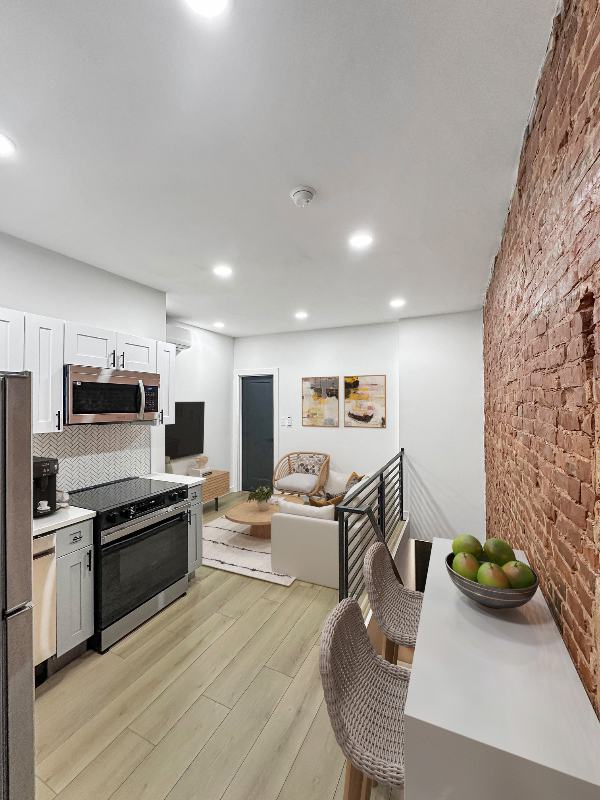 Building Photo - 1916 S 23rd St Rental