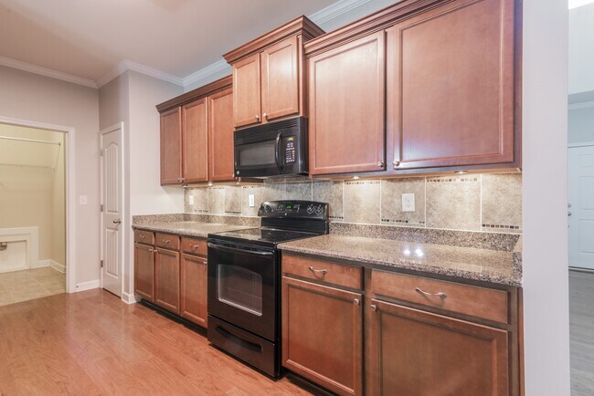 Photo - 8513 Loxton Cir