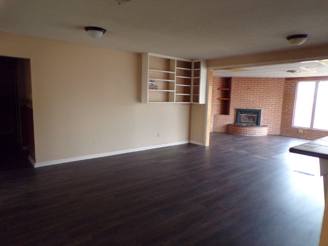 Photo - 128 E Yucca Ave