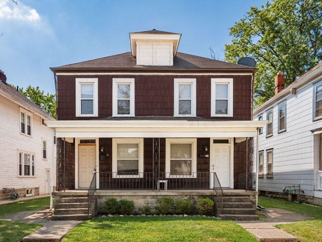 Building Photo - 89 E Patterson Ave