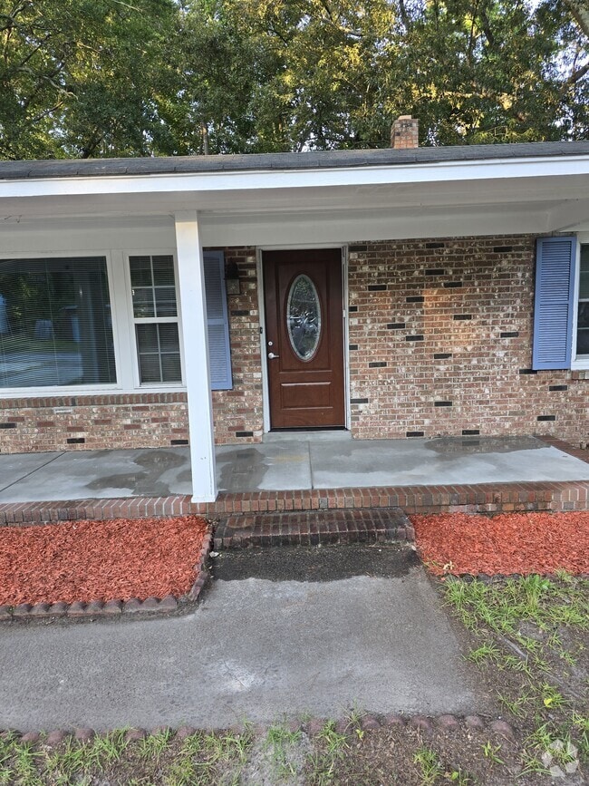 Building Photo - 36 Moonglo Cir Rental