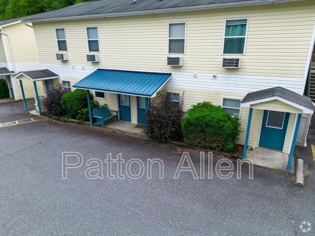 Building Photo - 183 Citadel Dr Unit Apt 185C