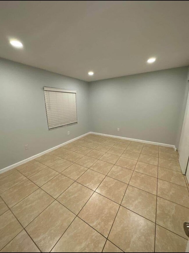 Photo - 2881 NW 196th Ter