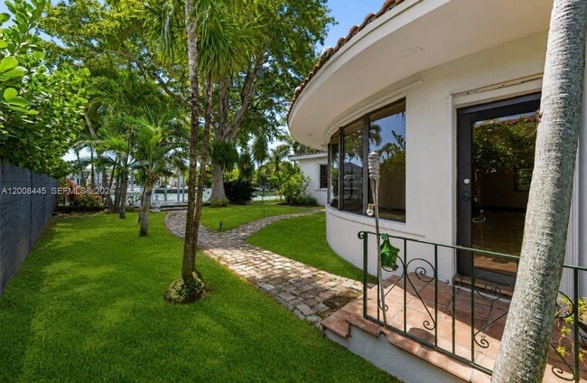 Photo - 540 S Shore Dr
