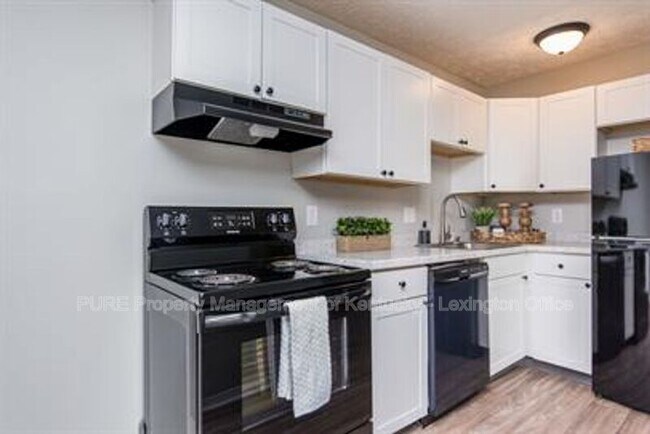 Photo - 352 Redding Rd Unidad #6