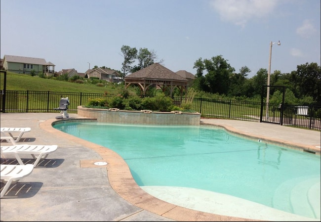 Photo - Beautiful Miller Ranch Town-Home with Open Floor Plan! Available Now!