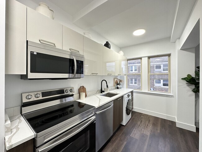 Photo - 1555 W Hollywood Ave Unit 802