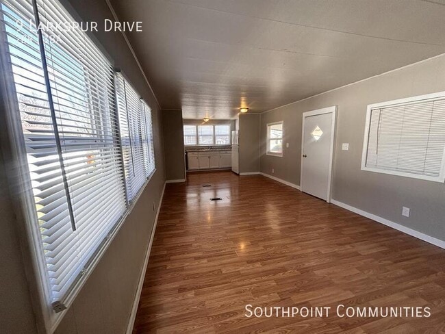 Photo - 9 Larkspur Dr