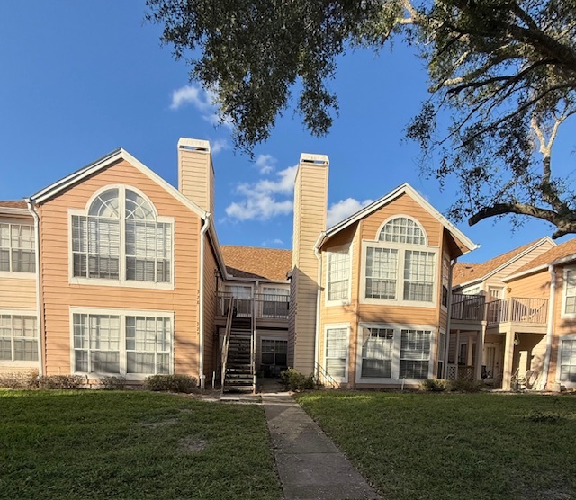 Photo - 682 Youngstown Pkwy Townhome