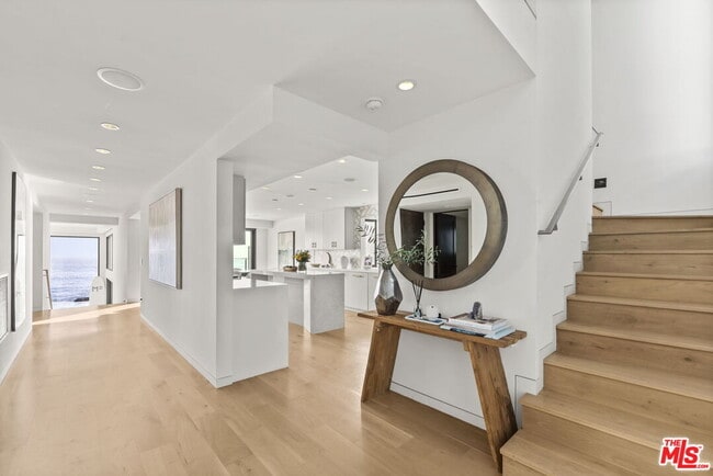 24146 Malibu Rd