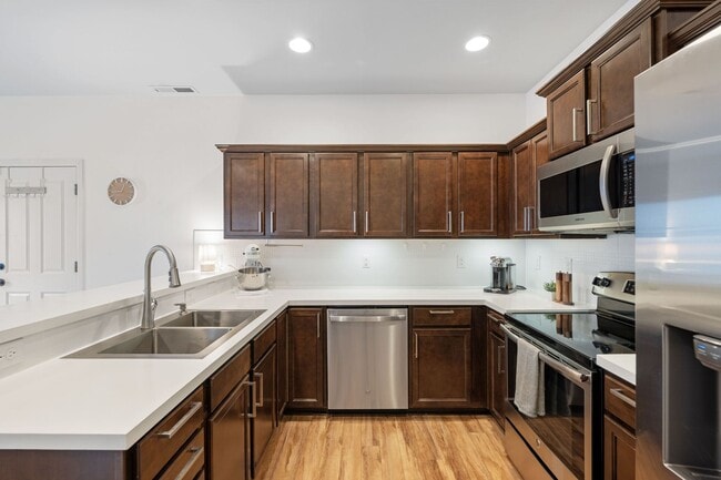 Photo - Spacious 3-Bedroom Home on Quiet Court in Spanaway