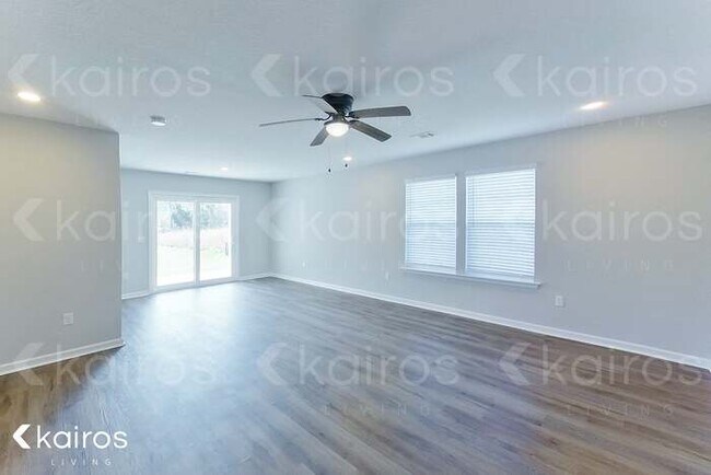 Photo - 13 Burnt Oak Cir