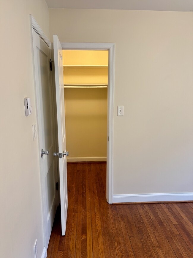 Photo - 7902 Garland Ave Unit 2