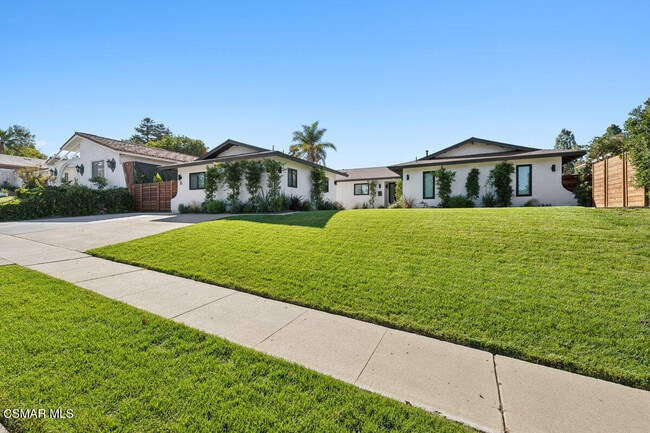 Photo - 16 Alamar St