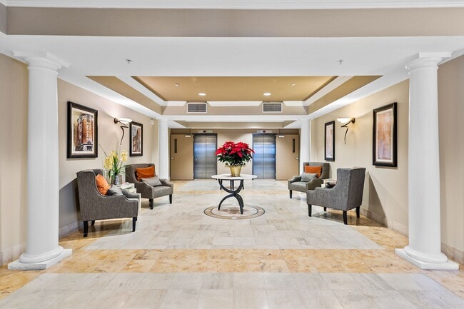 Building Photo - 4875 S Monaco St