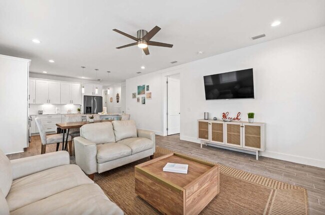 Photo - 504 Lyndell Ln Unit SI ID1511647P