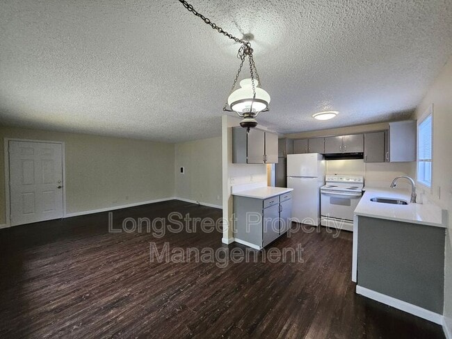 Photo - 14171 SW Allen Blvd