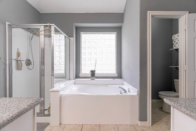 Photo - 20919 Garden Arbor Ln