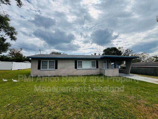 Photo - 260 W Interlachen St