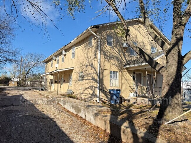 Photo - 813 N University St Unit Apt. 8