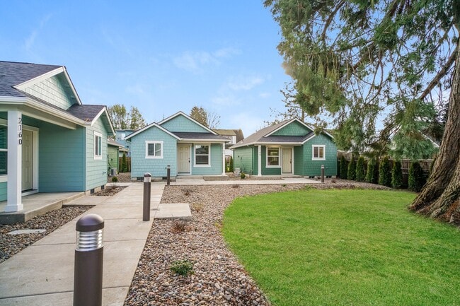 Building Photo - Stunning New Construction 1 Bedroom Cottages Unit 2164