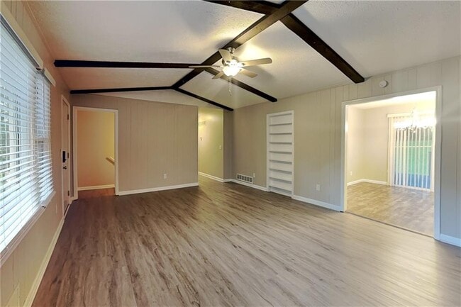 Photo - 6659 Kellogg Dr