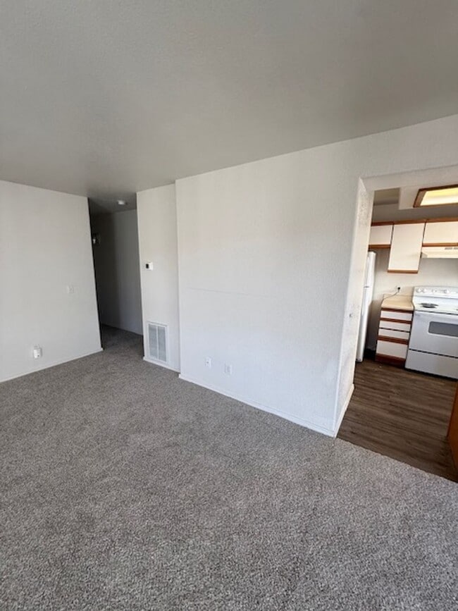 Photo - 2 Bedroom, 2 Bathroom Centrally Located Condo