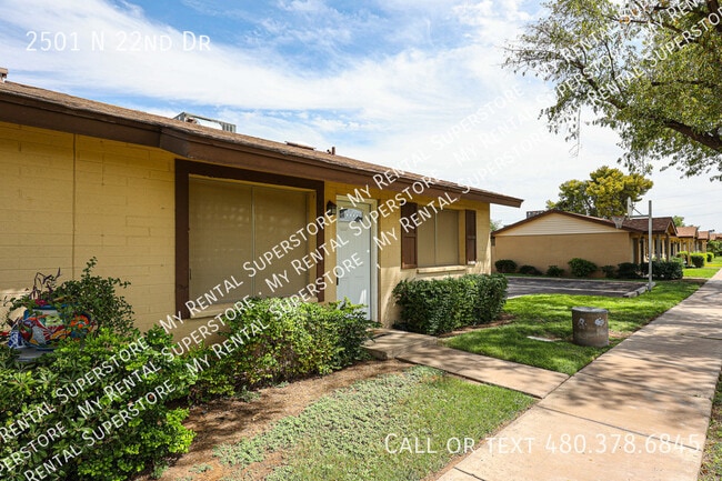 Photo - 2501 N 22nd Dr