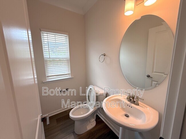 Photo - 1819 Teachers House Rd NW