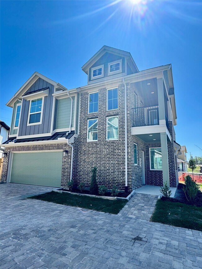 Photo - 1210 Shaded Rock Dr