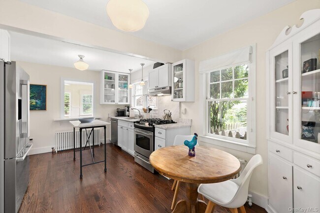 98 Sherrill Rd
