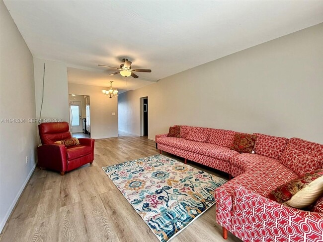 Photo - 13105 Ixora Ct Unit 116