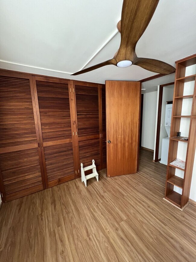 Photo - 1521 Punahou St Unit 1