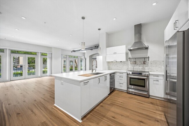 Building Photo - 1901 Post Oak Blvd Unit 1504