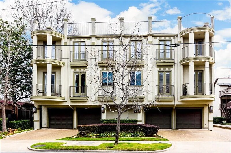 Photo - 3320 Douglas Ave Condo Unit A