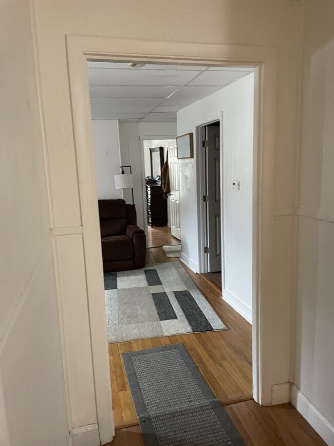 Photo - 8 Burrill St Unit 1