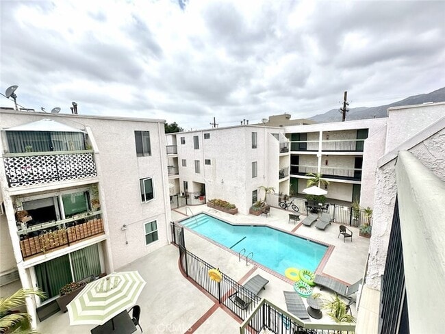 Photo - 409 Burchett St Unit 318