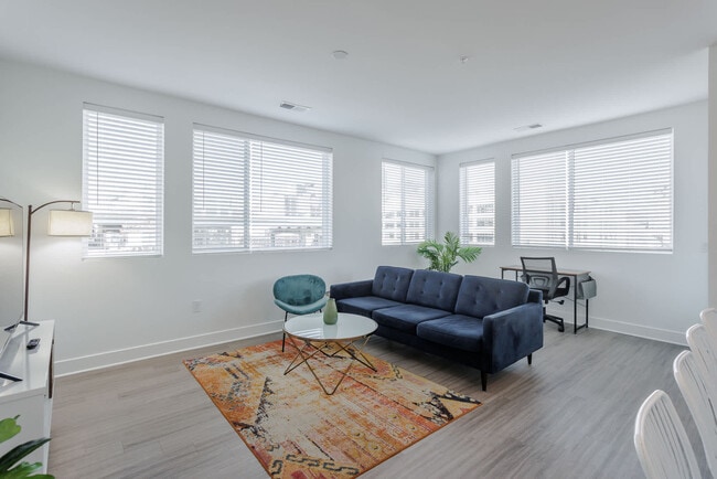 Photo - 228 Pike St Unit ID1036066P