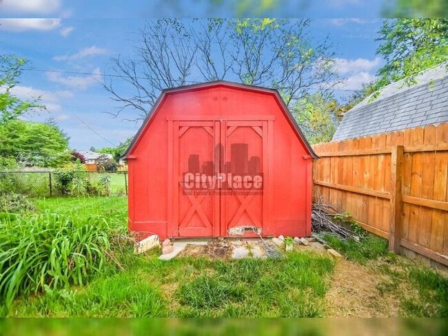 Photo - 636 Oak Dr