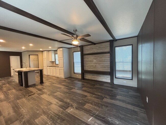 Photo - 123 Norene St