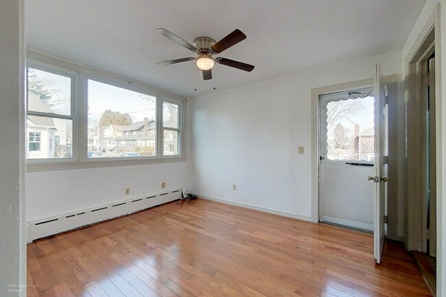 Enter into the sunny living room! - 372 Broadway Unit A
