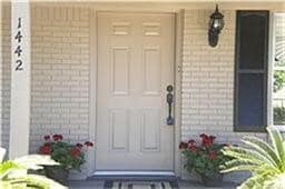 Building Photo - 1442 Circle Dr