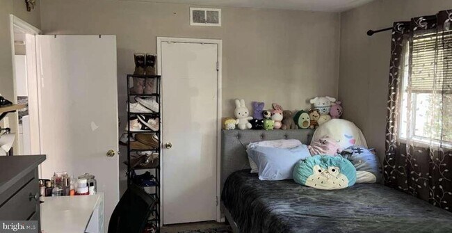 Photo - 4911 Americana Dr Unit 101