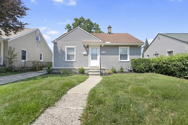 Building Photo - 13748 Helen St Rental