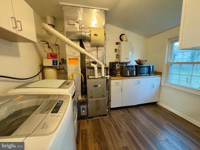 Photo - 211 Eagle View Ln