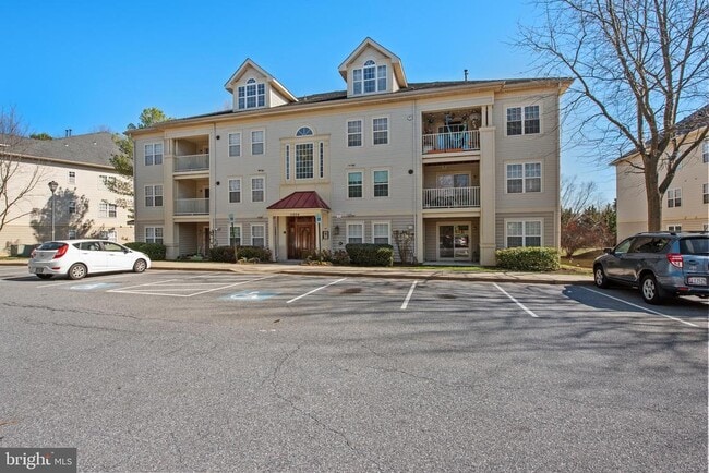 Building Photo - 11804 Eton Manor Dr Unit 201