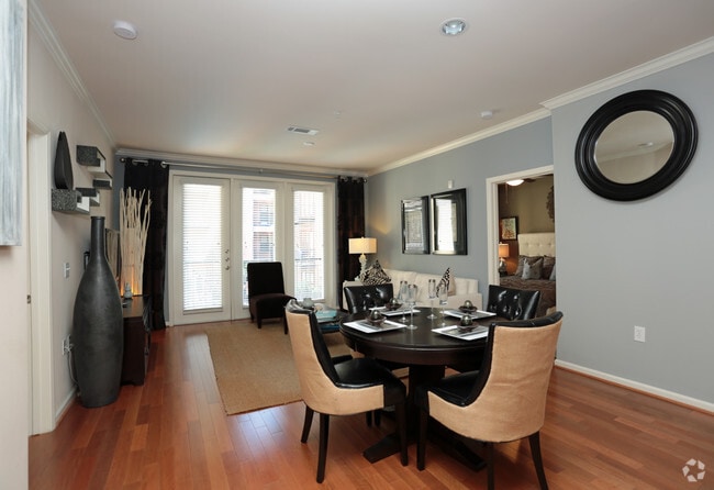 Interior Photo - La Maison River Oaks Rental