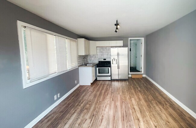 Photo - 4219 Marlborough Ave Unit 1