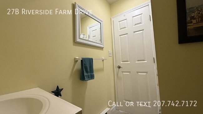 27 Riverside Farm Dr
