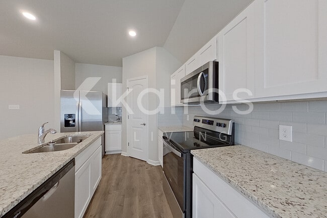 Photo - 129 SANTIAGO COURT